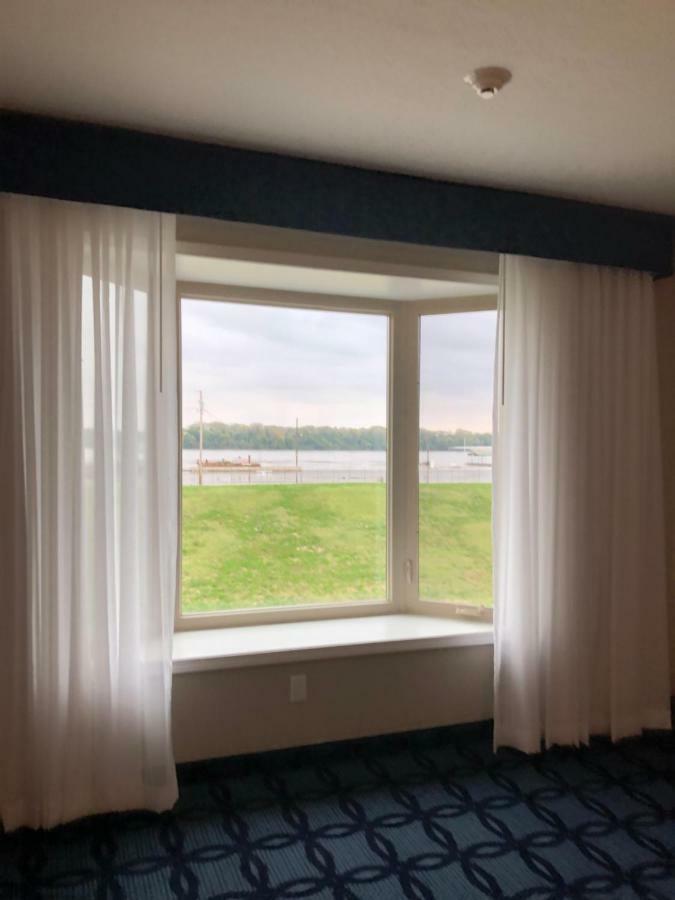 Riverside Inn Ганнибал Экстерьер фото